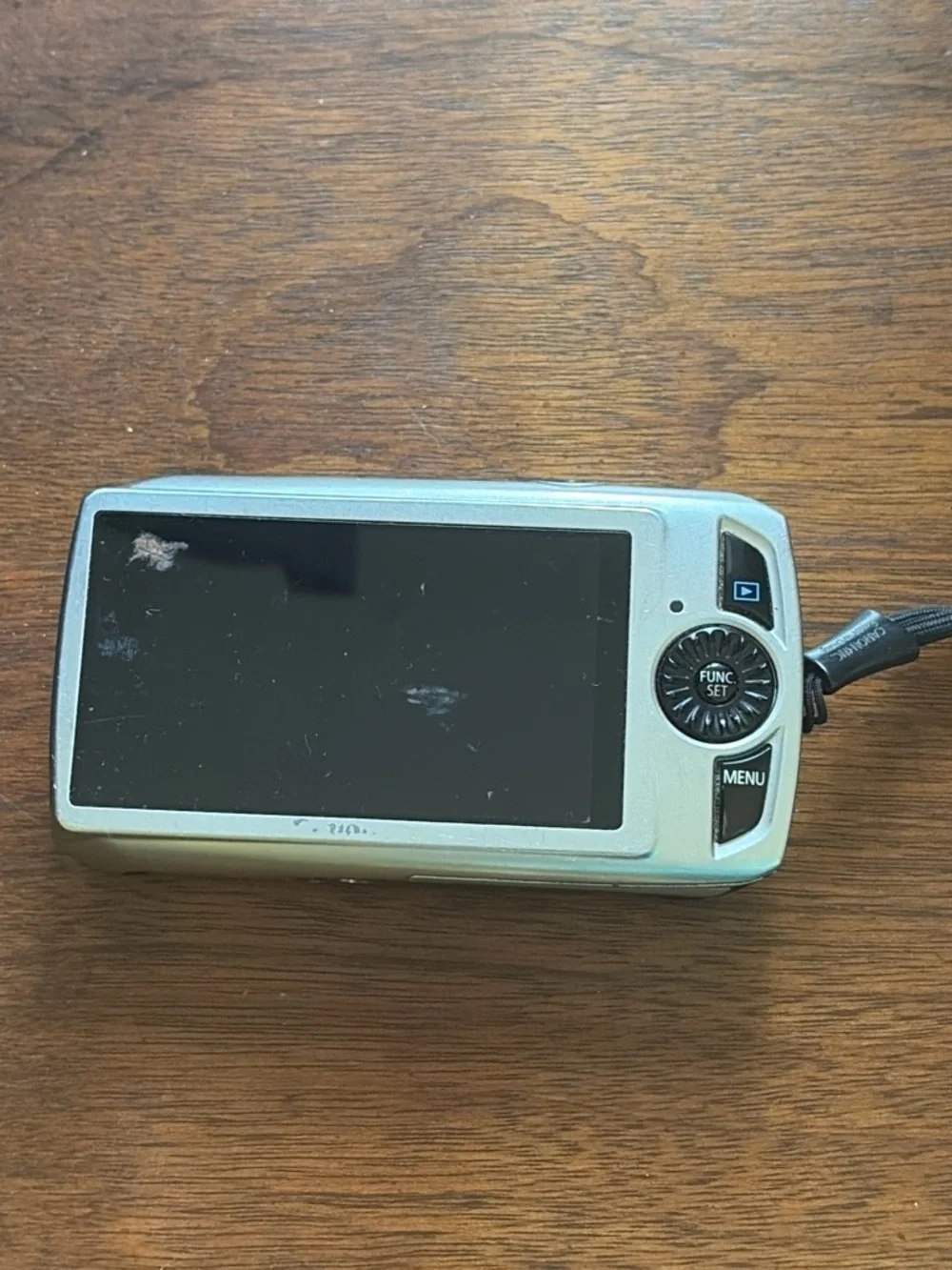 BROKEN Canon Silver Compact Digital Camera with Wrist Strap